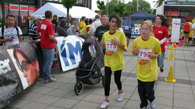 ../Images/BenefizlaufMerseburg2011 (29).jpg